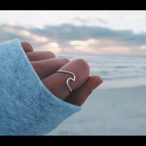 Sliver wave ring (NEVER WORN)